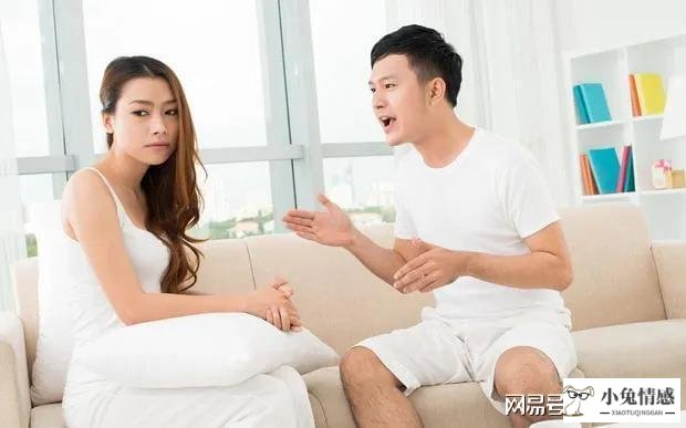 我快崩溃了：老公出轨洗脚妹，我却不想离婚，该怎么挽回他