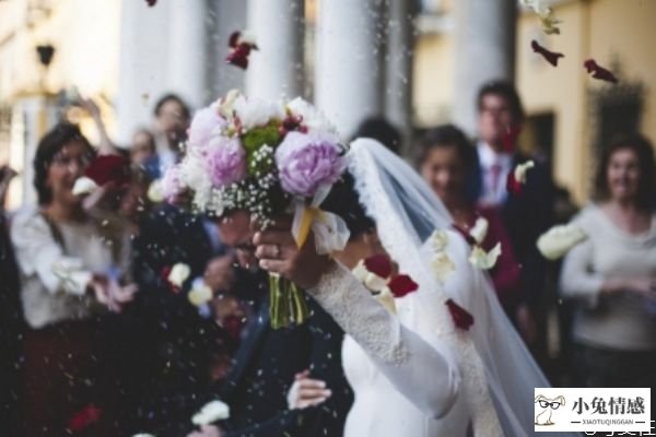 女人出轨后一定要离婚吗 女人出轨离婚后悔的表现